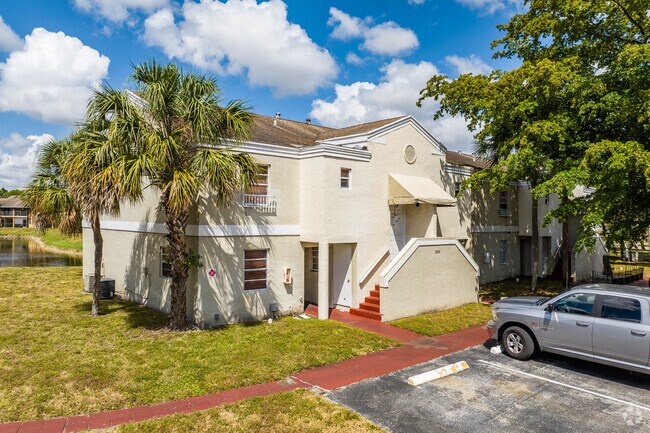 Photo - Inverrary on the Lake