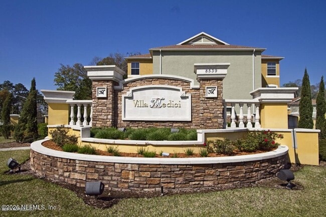 Building Photo - 8539 Gate Pkwy W Unit 9411
