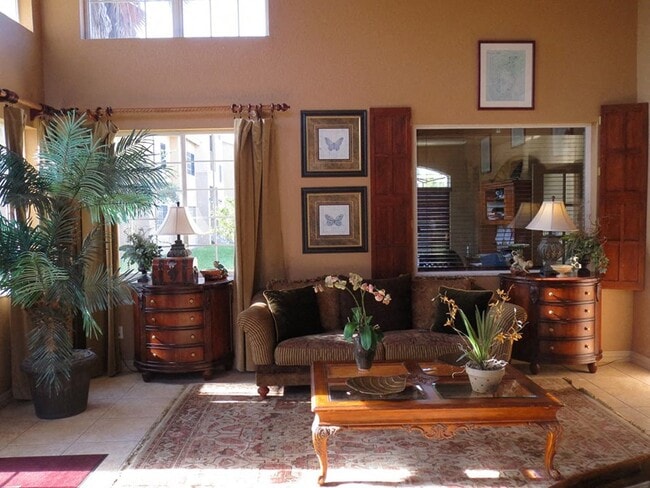 Carolina Club Apartments