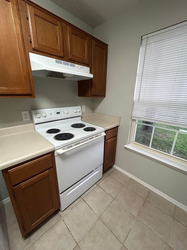 3404 SW Landau Ct Unit 3404 SW Landau Ct Apt 2