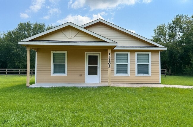 Building Photo - 13203 County Rd 748 Rental