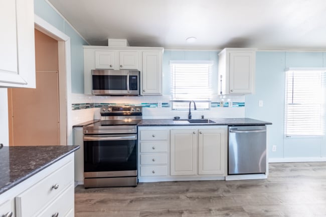 Photo - 1667 Wildhorse Ln