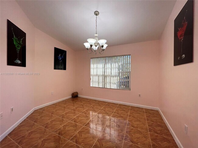 Photo - 21250 NE 9th Ct