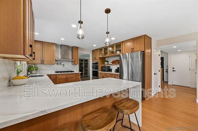 Photo - 1225 Fallbrook Ct