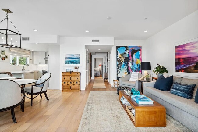 Building Photo - 6767 Neptune Pl