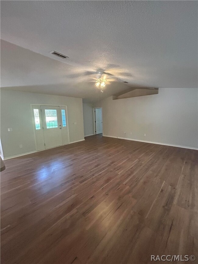 Photo - 3075 E Crown Dr