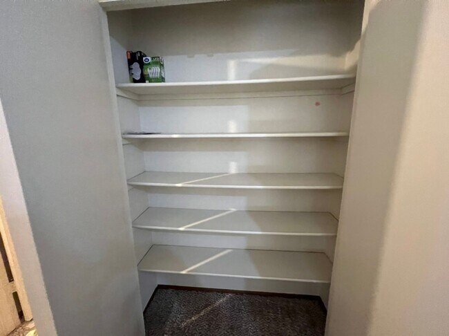 Photo - Single story condo located in Cedarbrook's Gated Community! Unit 3
