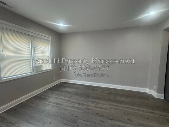 Photo - 2841 Oakford Ave