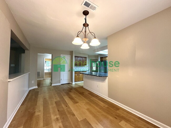 Photo - 2849 Crossings Dr