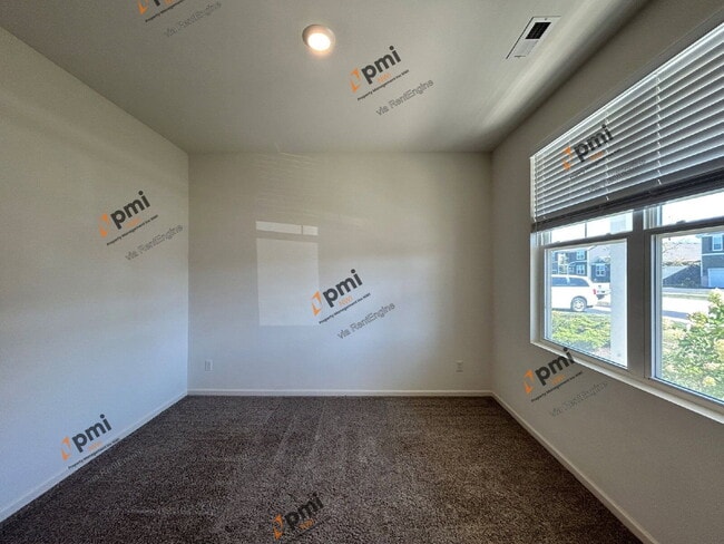 Photo - 10334 Morse Pl