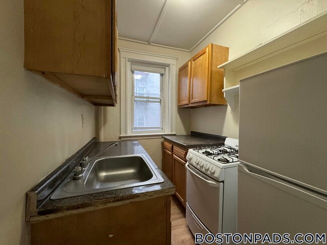 Building Photo - 1179 Boylston St