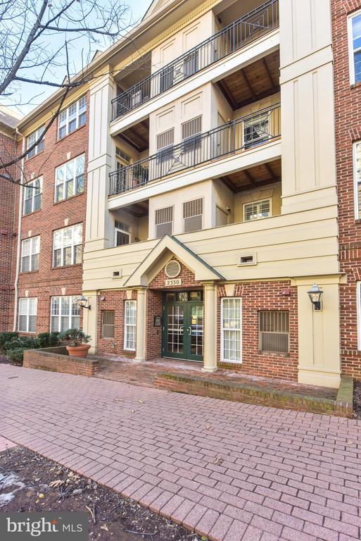 Building Photo - 2330 14th St N Unit 305 Rental