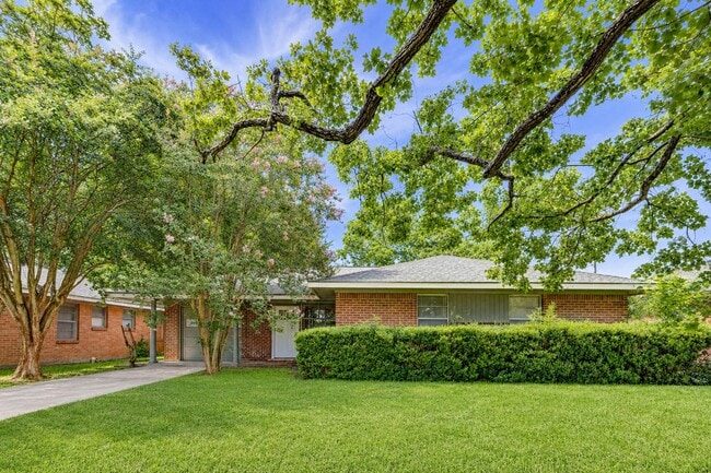 Building Photo - 4026 Omeara Dr