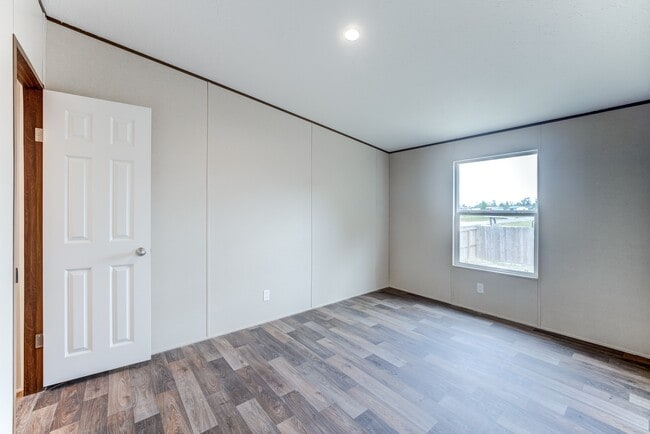 Photo - 5055 County Rd 3540