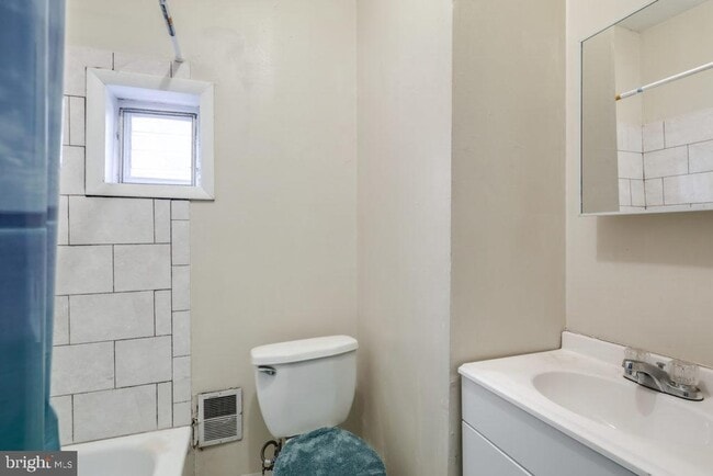 Photo - 2008 S 4th St Unit 2