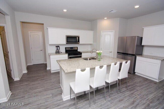 6720 Tiger Pointe Dr.