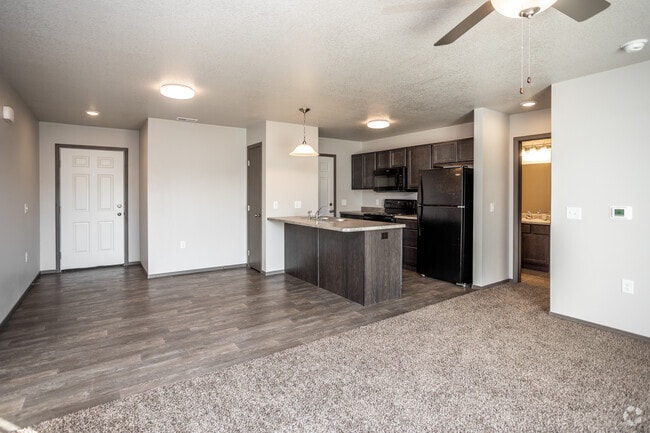 2BR, 1.5BA - Townhome/1,078 SF