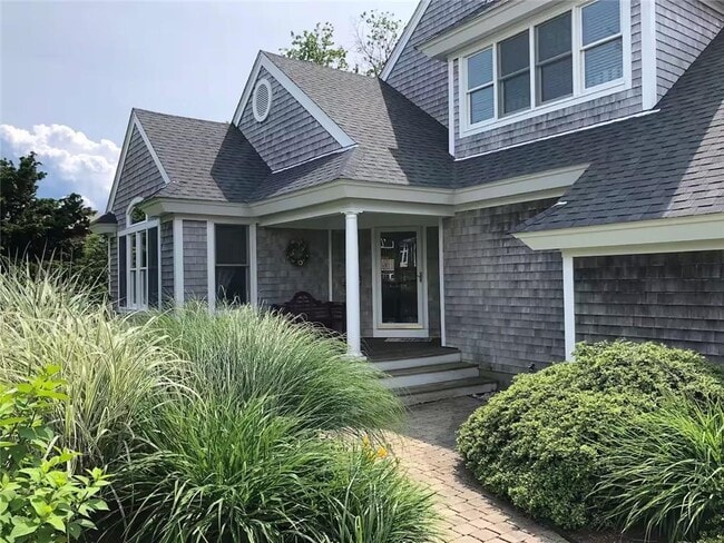 Photo - 611 Wolcott Ave