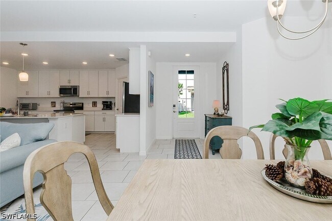 Photo - 5739 Oakmont Ct Unit 8412