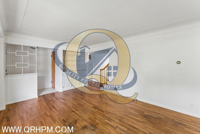 Photo - Available Now!!! 4 Bed, 2.5 Bath!!