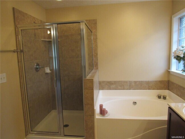 Photo - 3524 Claiborne Cir