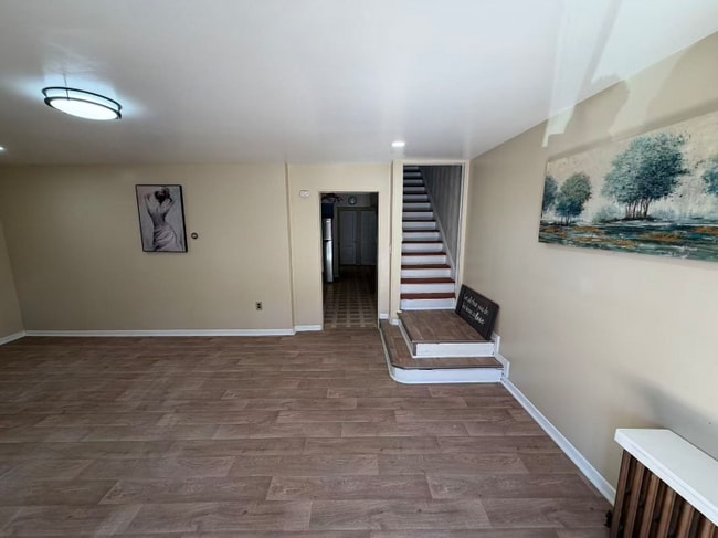 Photo - 1920 Middle St