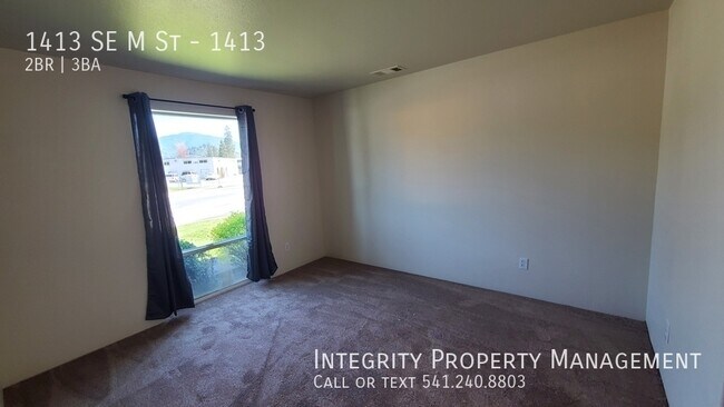 Photo - 1413 SE M St Unit 1413