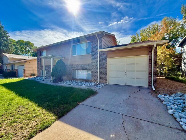 Photo - 2513 W Laurel St Unit 2513 W Laurel St