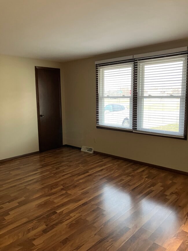 Photo - 1525 Commanche Ave