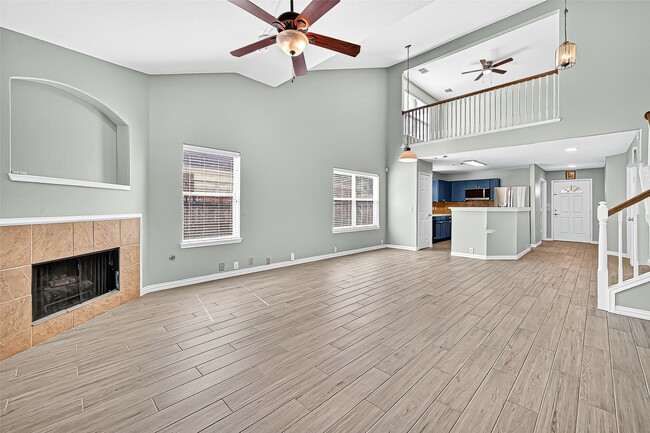 Building Photo - 4730 Pin Oak Creek Ln