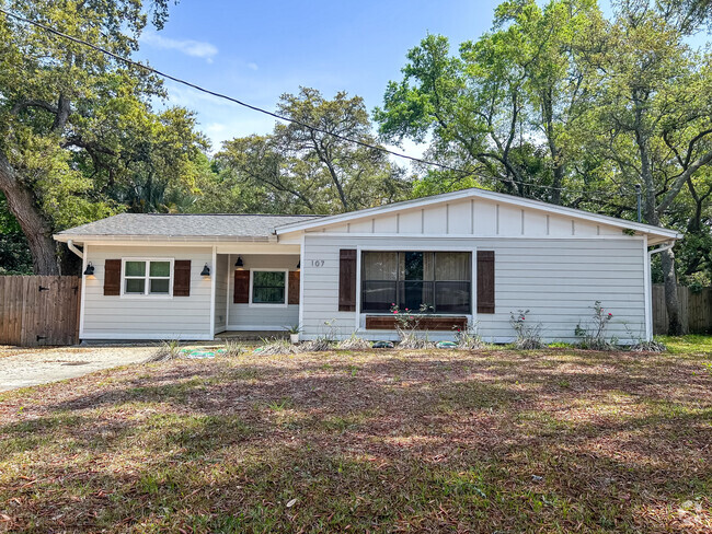 Building Photo - 107 Ferry Rd NE Rental