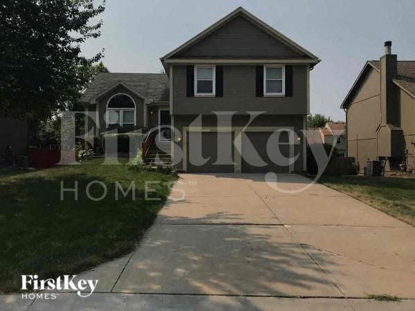Photo - 17235 W 156th Terrace House