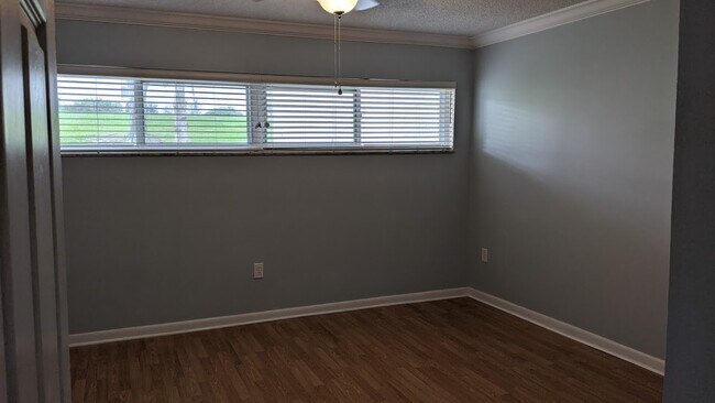 Photo - 3373 S Royal Oaks Dr Unit 15-3