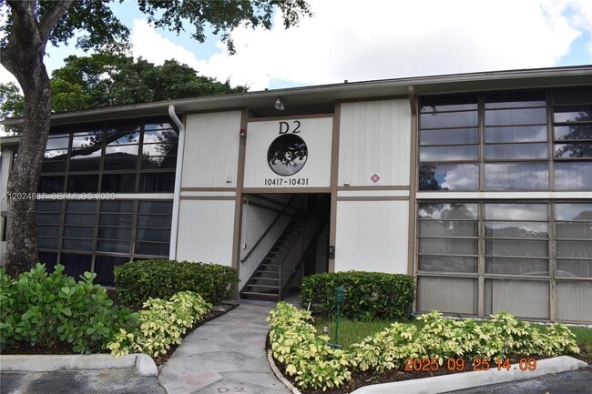Building Photo - 10425 E Clairmont Cir Unit 107