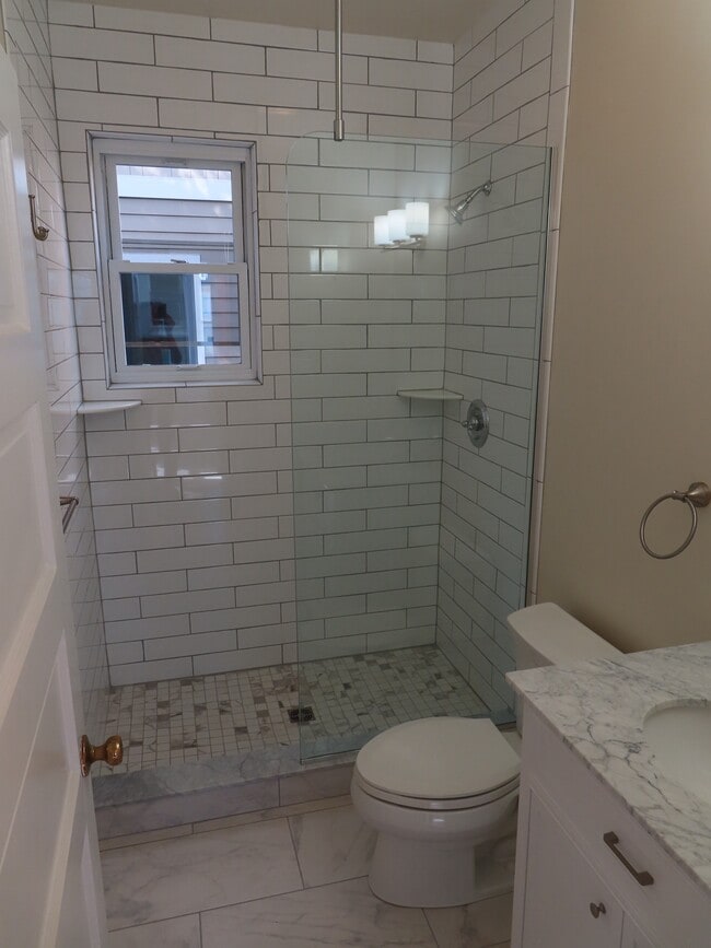 Photo - 31 Murray Ave Unidad A