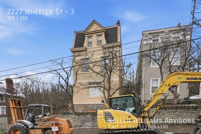 Photo - 2227 Wheeler St Unit 3