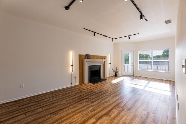 Living Room - 14301 Rosy Ln Unit 203