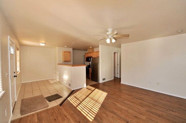 Photo - 3 bed 2 bath rancher duplex (stainless appliances & granite counters)