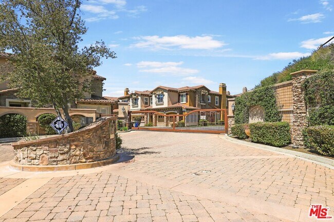 Photo - 11507 Verona Dr Unit U