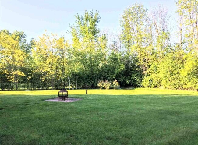 Photo - 34 Duchess Ct