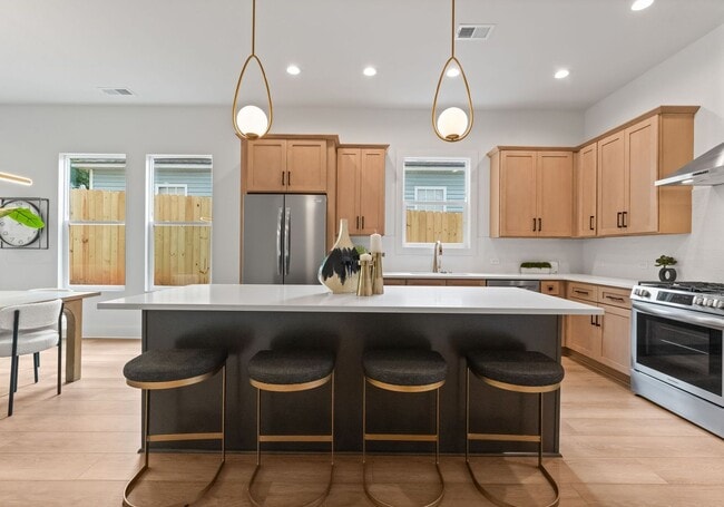 Photo - 2413 Pruitt St