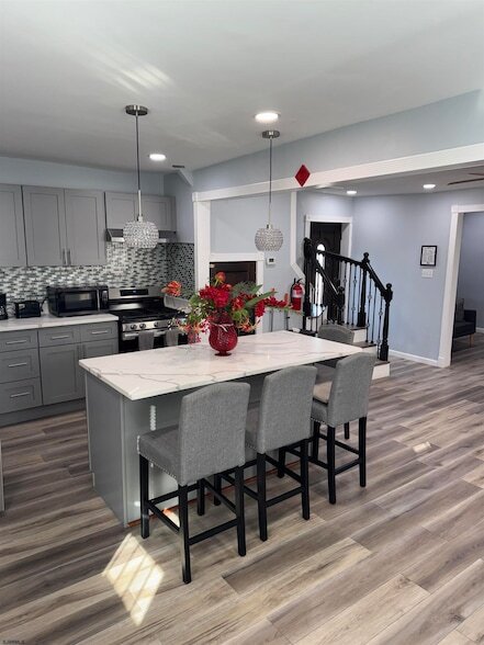 Photo - 400 N Massachusetts Ave