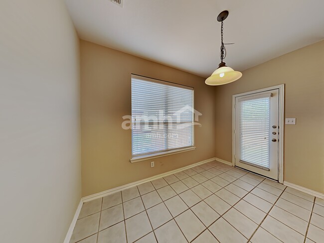 Photo - 1218 Kynette Dr