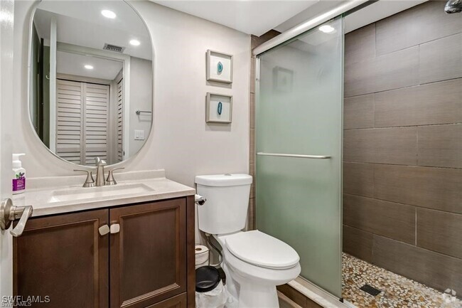 Building Photo - 53 High Point Cir W Unit 106 Rental