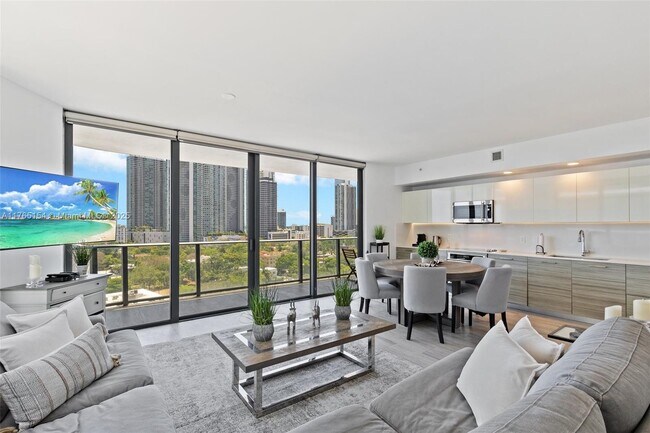 Photo - 121 NE 34th St Unit 1008