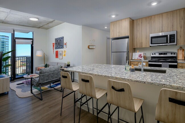 Photo - Union on San Antonio