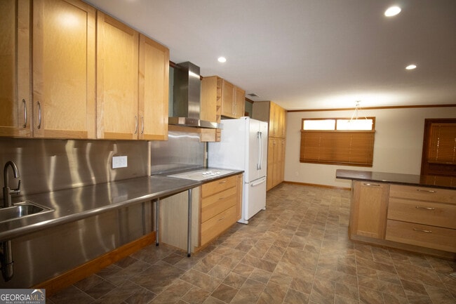 Photo - 111 Ashley Ln