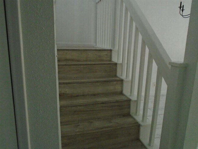 Photo - 10938 Village Bend Ln