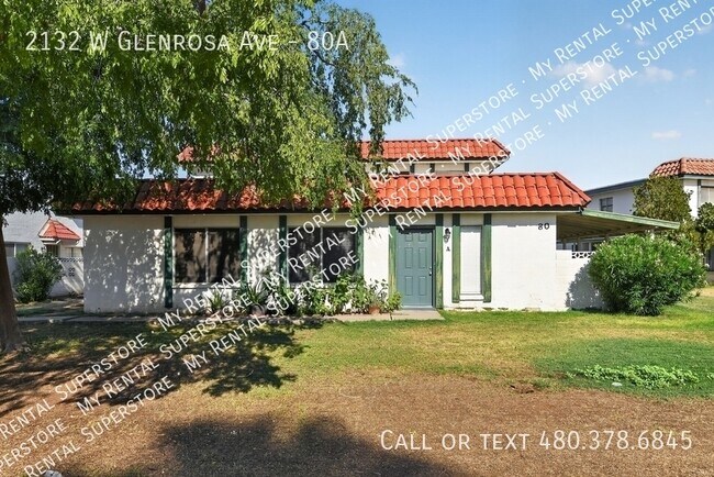 2132 W Glenrosa Ave