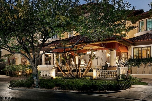 Photo - 8801 Palm Greens Ct